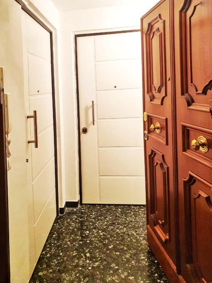 Апартаменти Dolce Casa Di Sve Vicino La Stazione Генуя Екстер'єр фото
